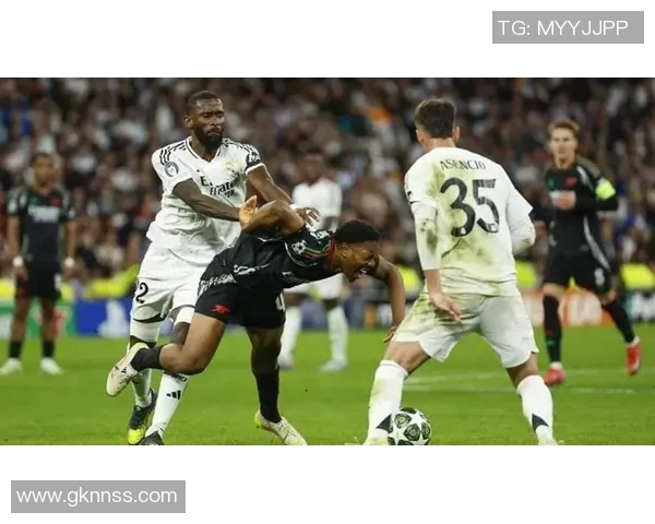 足球队长怒斥裁判引发争议 盘点历史上几位因判罚不满的球星